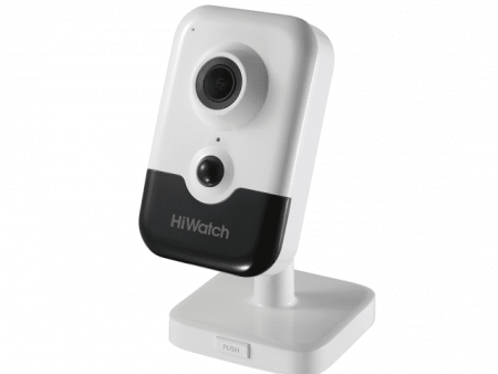 IP-камера HiWatch PRO IPC-C022-G2 4 мм